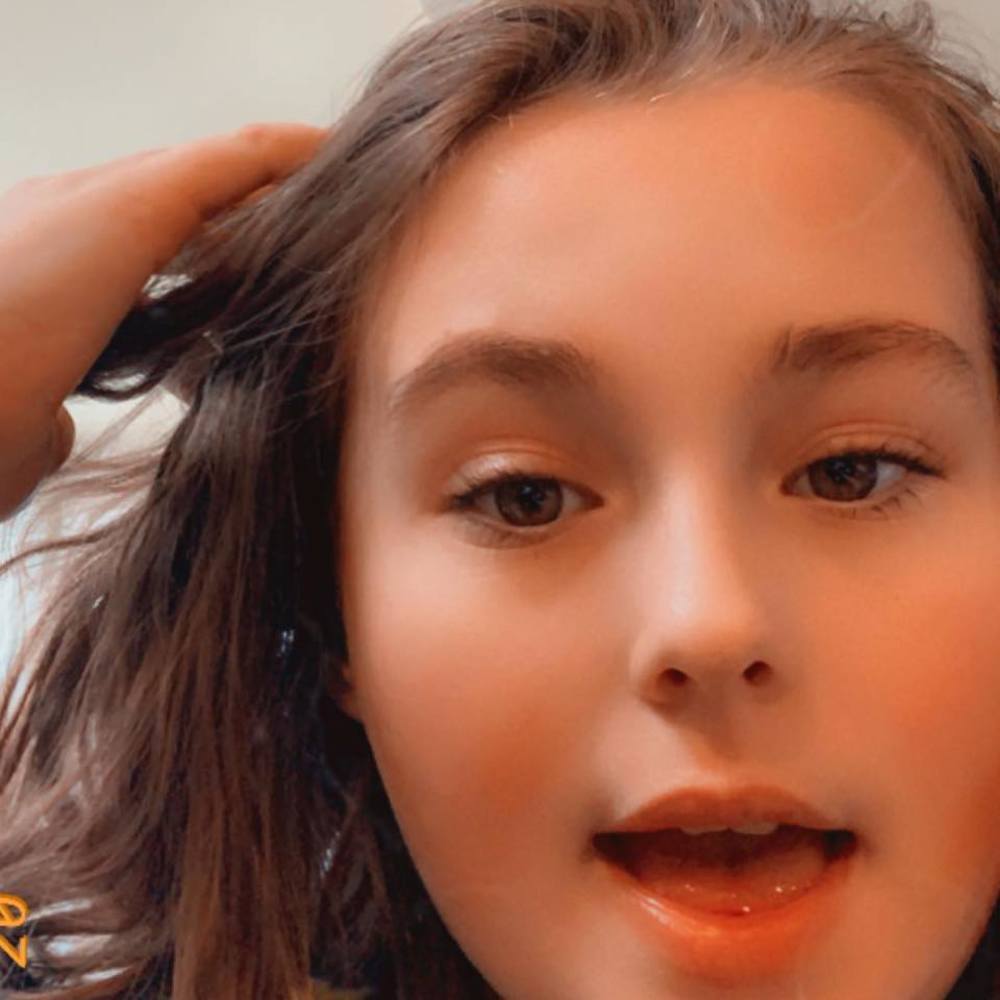 Meet your Posher, Chloe